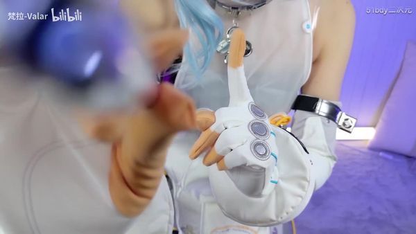 【梵拉ASMR】绝区零_席德cos剧场助眠_沉浸式维修重伤损坏的你轻语触发_灯光触发_对你进行各种