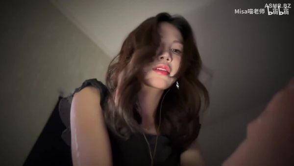 Misa喵老师_?救命_这个ASMR太困了！十二种穿脑音效_听完秒睡